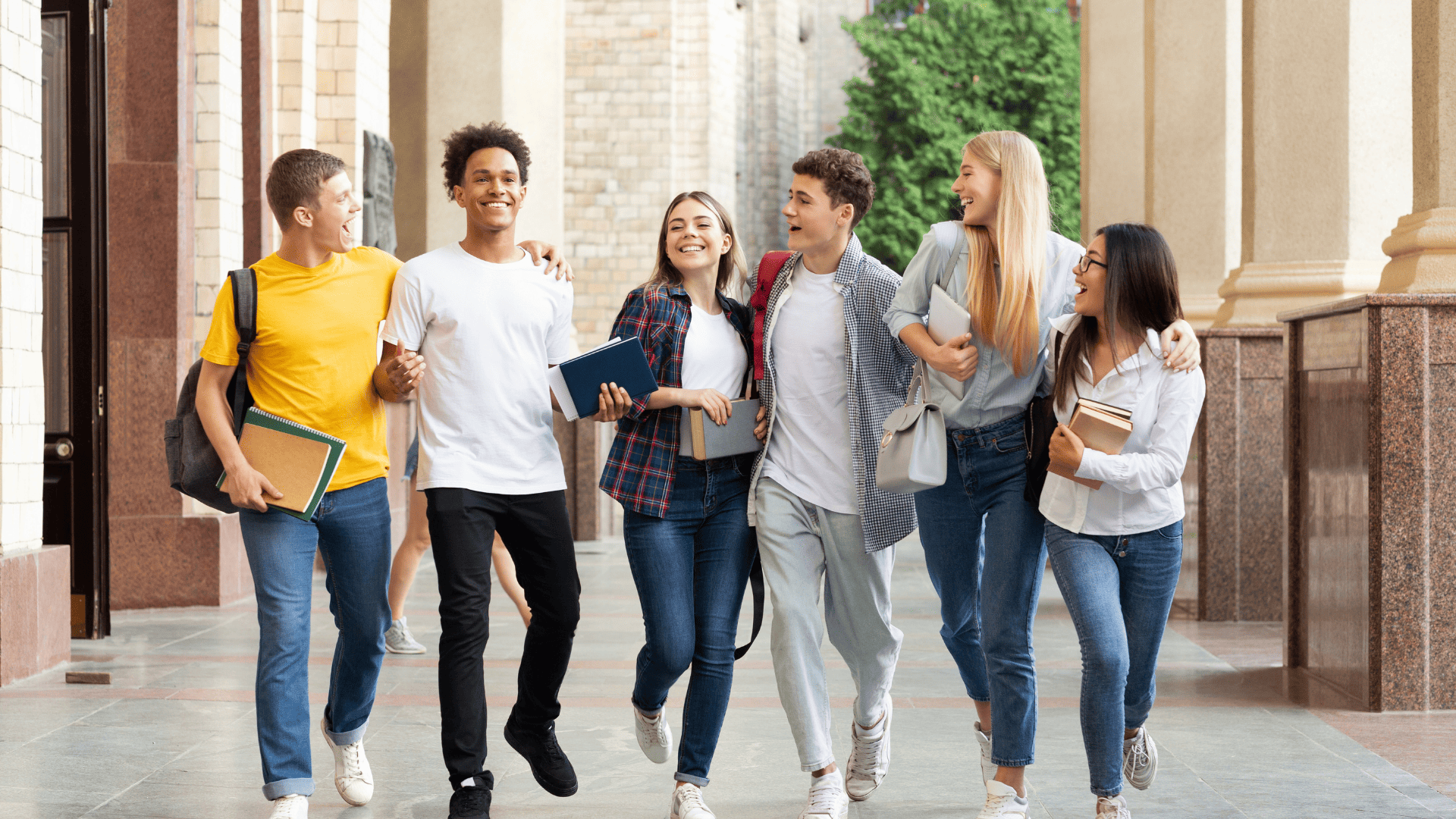 Estudiantes Universitarios